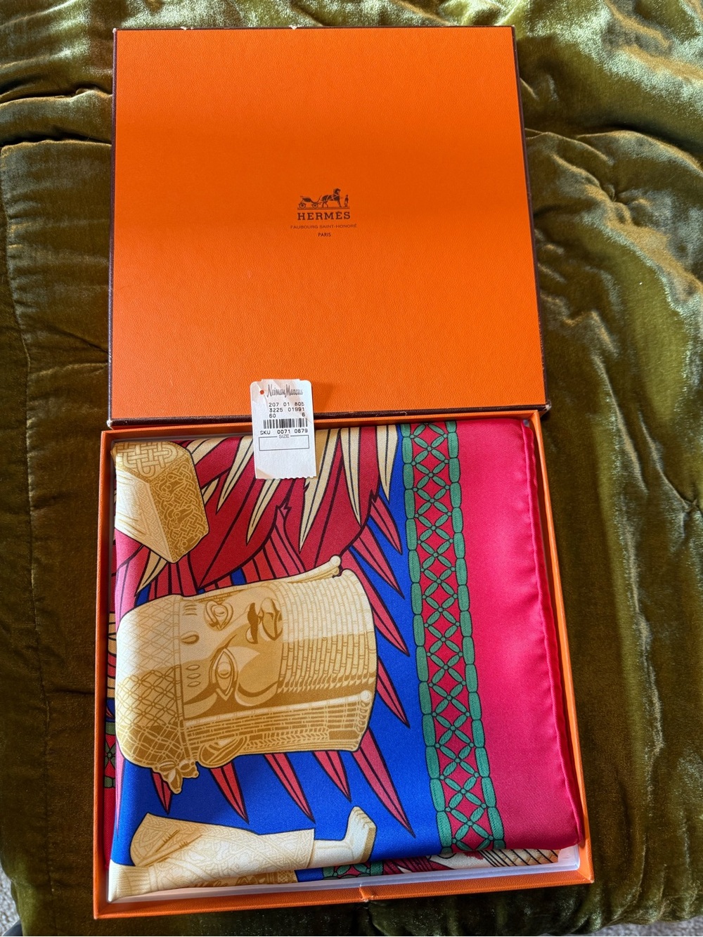 Vintage 90’s Hermes Silk Scarf IN ORIGINAL BOX tag